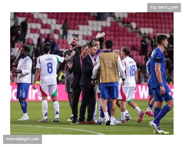 世界杯预选赛荷兰诺阿朗突破传中制造威胁